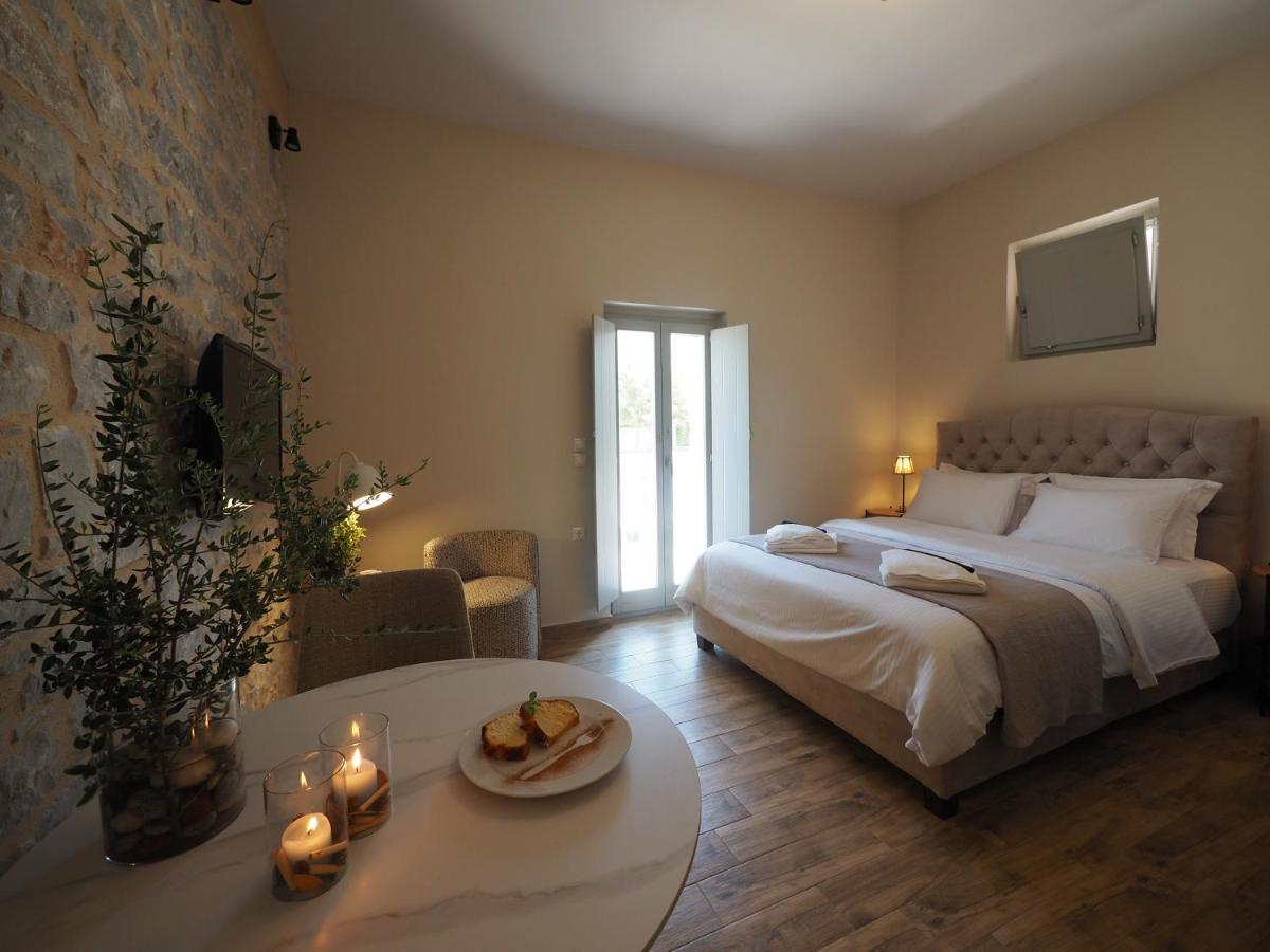Terra Di Pietra Exclusive Suites & Apartments Areopoli Eksteriør billede