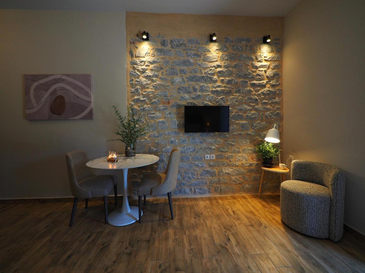 Terra Di Pietra Exclusive Suites & Apartments Areopoli Eksteriør billede
