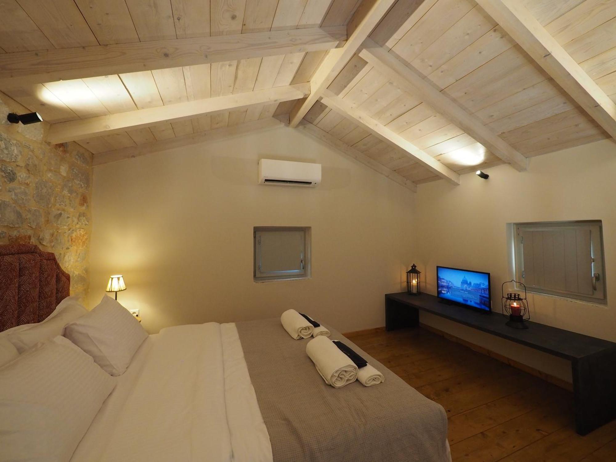 Terra Di Pietra Exclusive Suites & Apartments Areopoli Eksteriør billede
