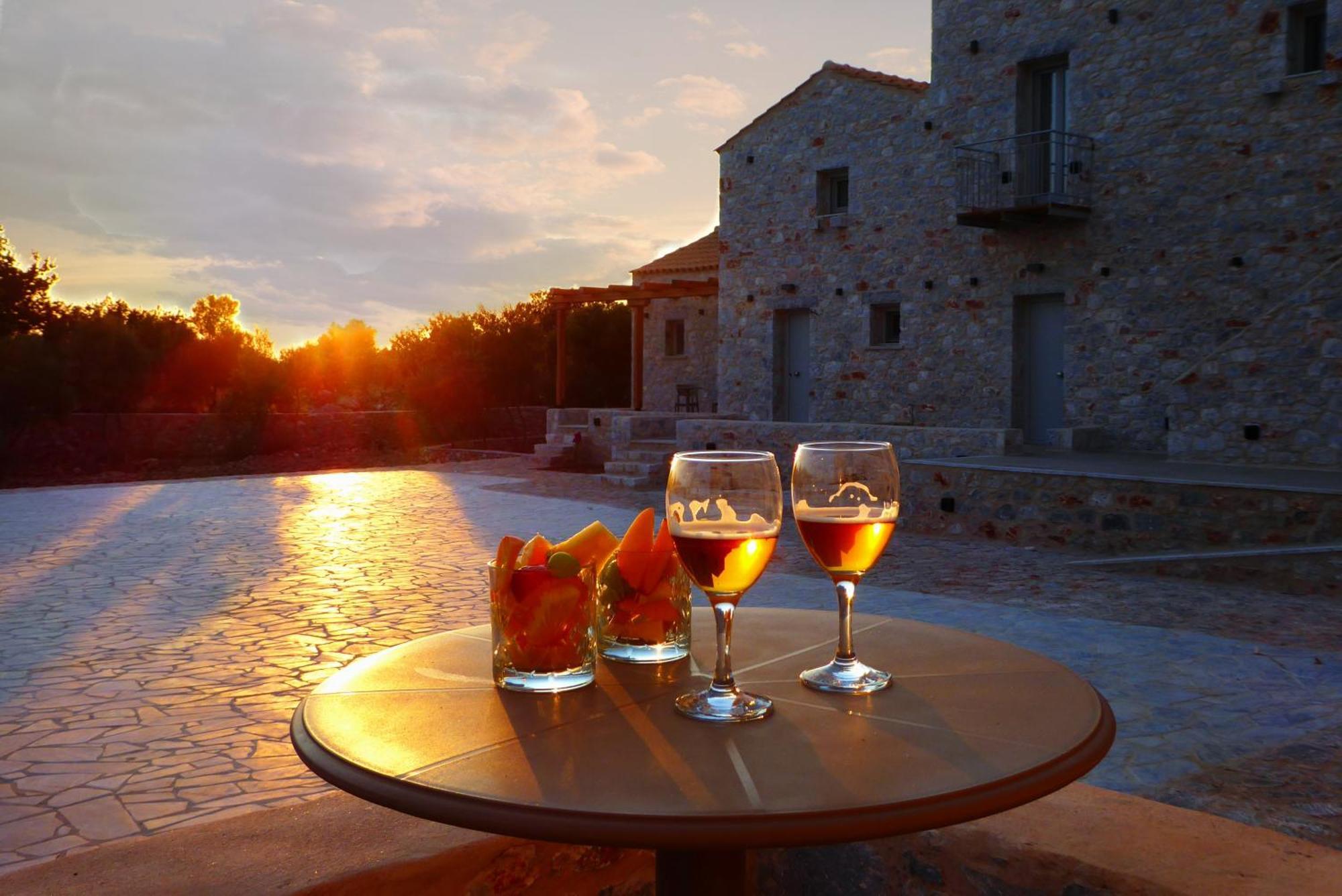 Terra Di Pietra Exclusive Suites & Apartments Areopoli Eksteriør billede