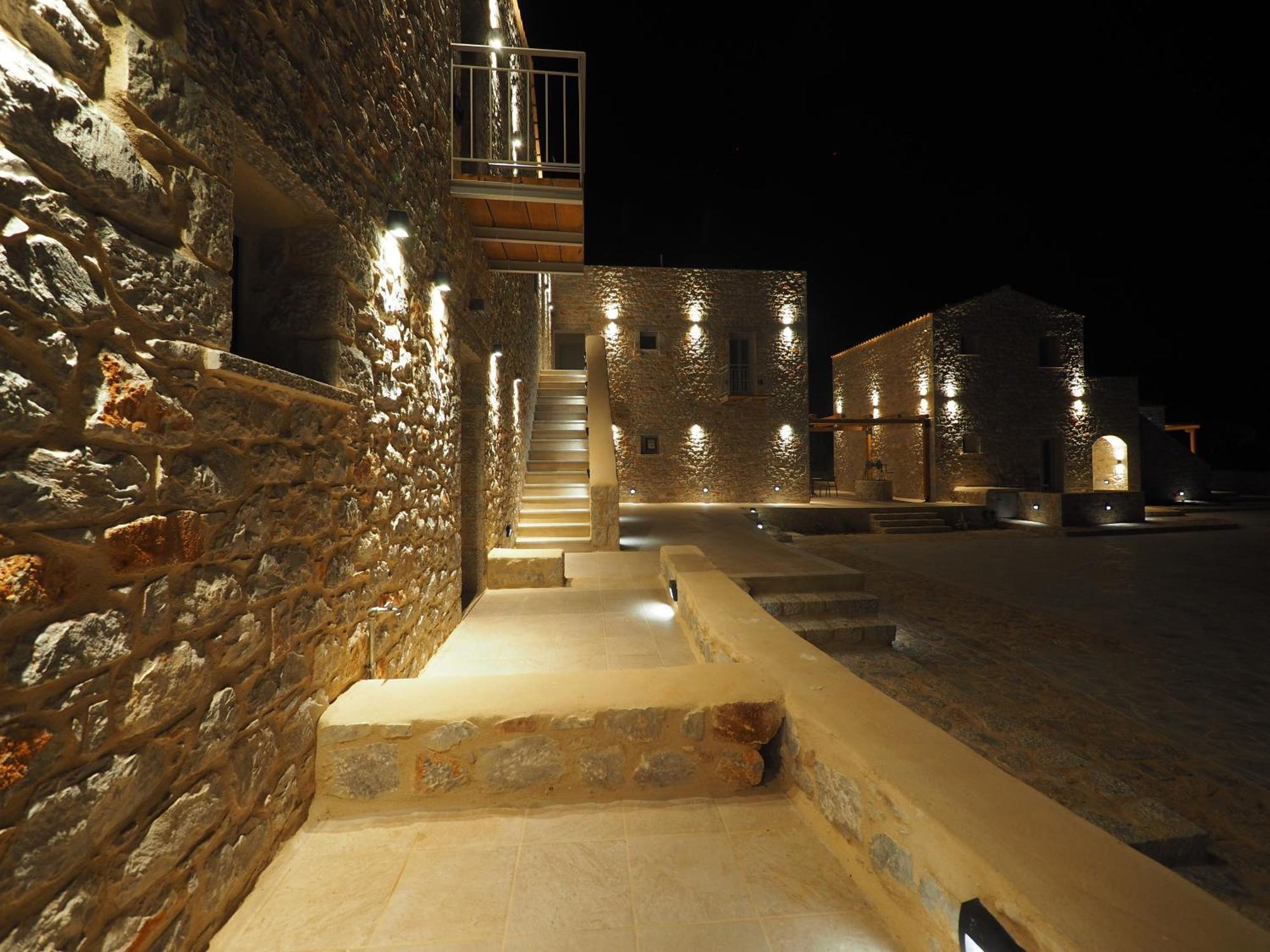 Terra Di Pietra Exclusive Suites & Apartments Areopoli Eksteriør billede