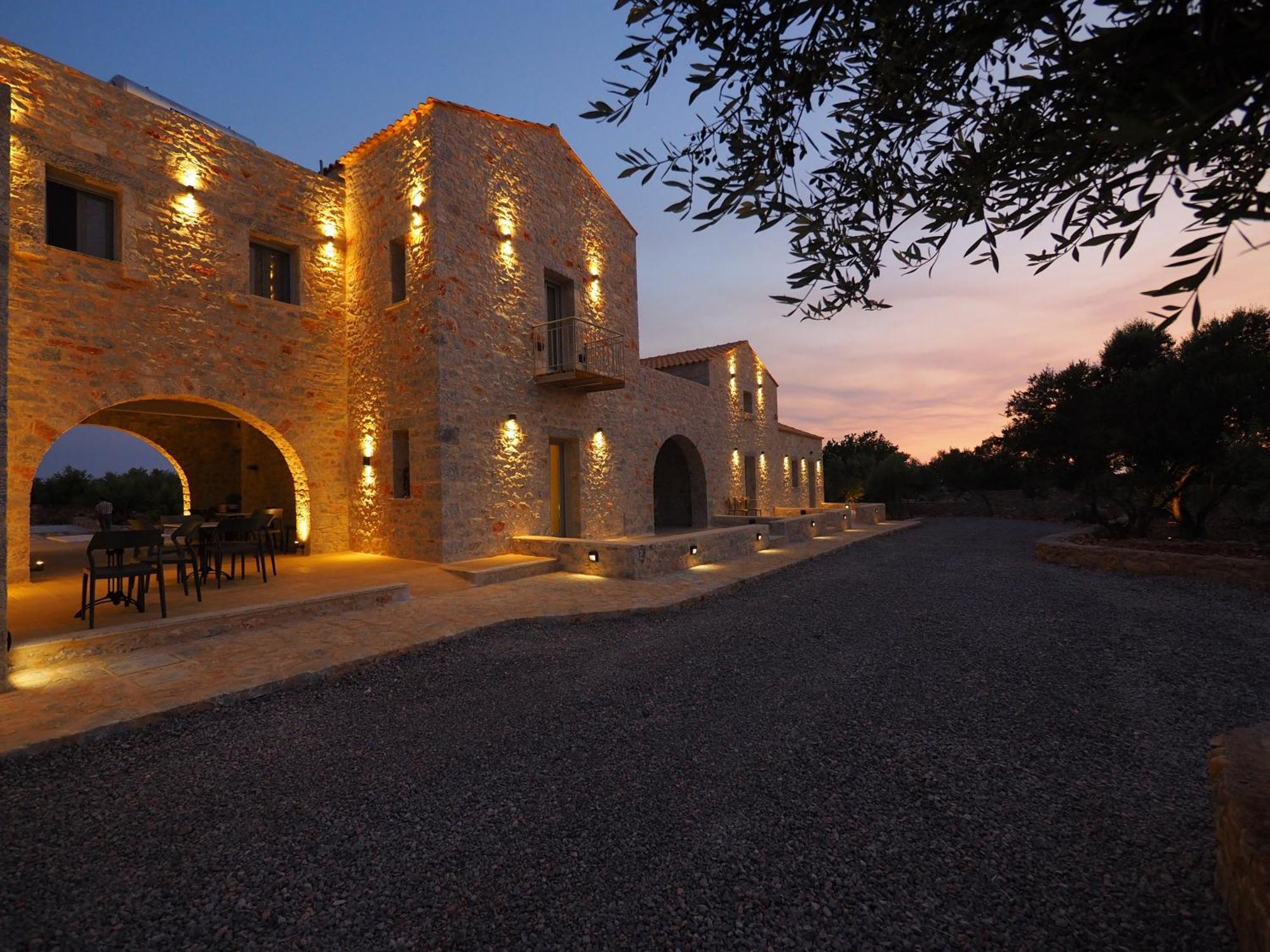 Terra Di Pietra Exclusive Suites & Apartments Areopoli Eksteriør billede