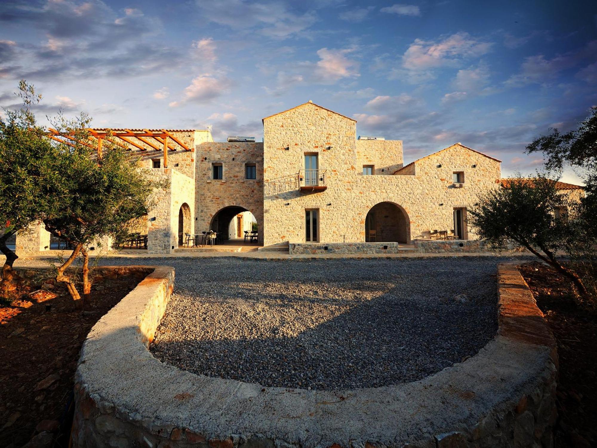 Terra Di Pietra Exclusive Suites & Apartments Areopoli Eksteriør billede