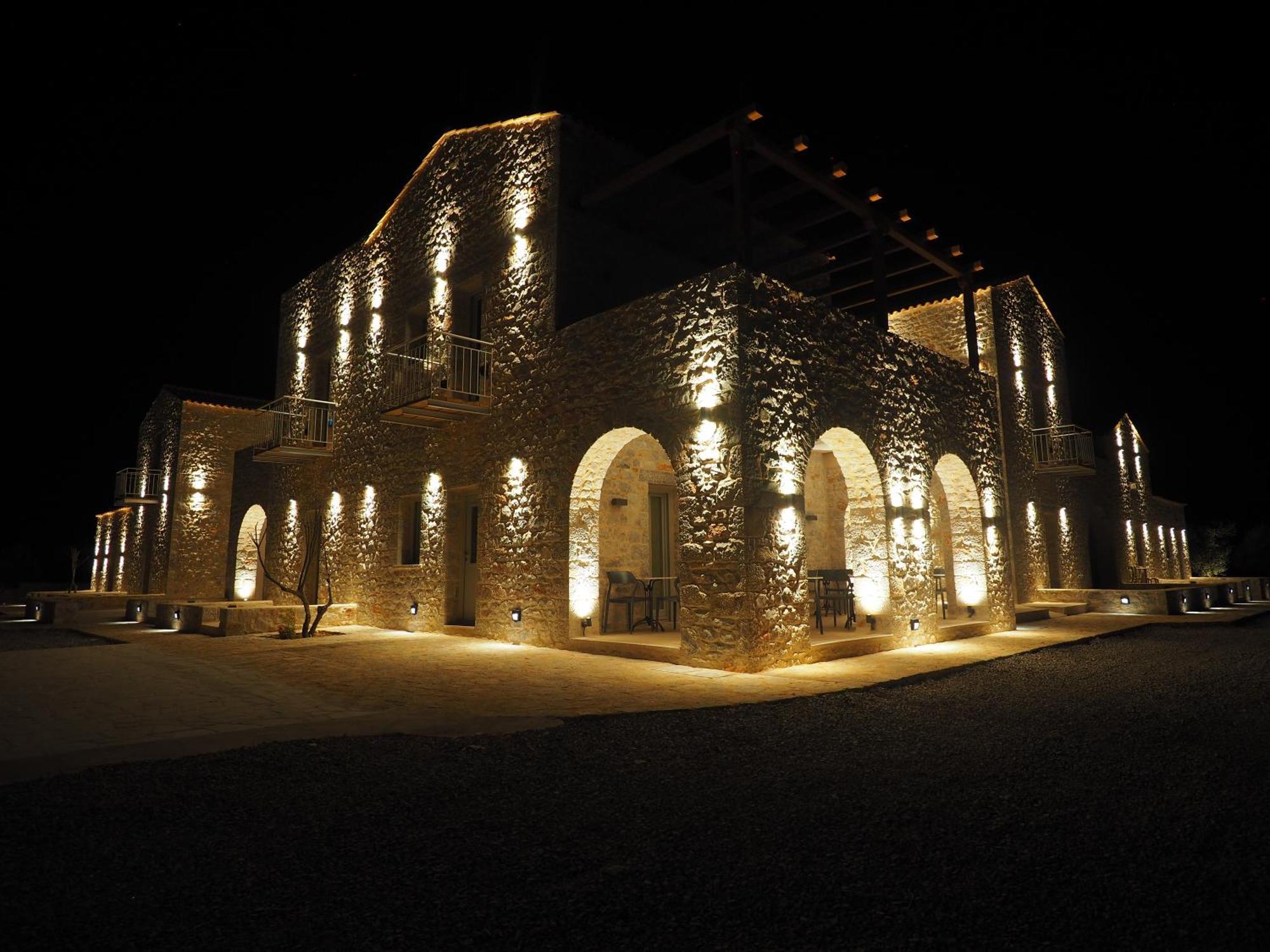 Terra Di Pietra Exclusive Suites & Apartments Areopoli Eksteriør billede