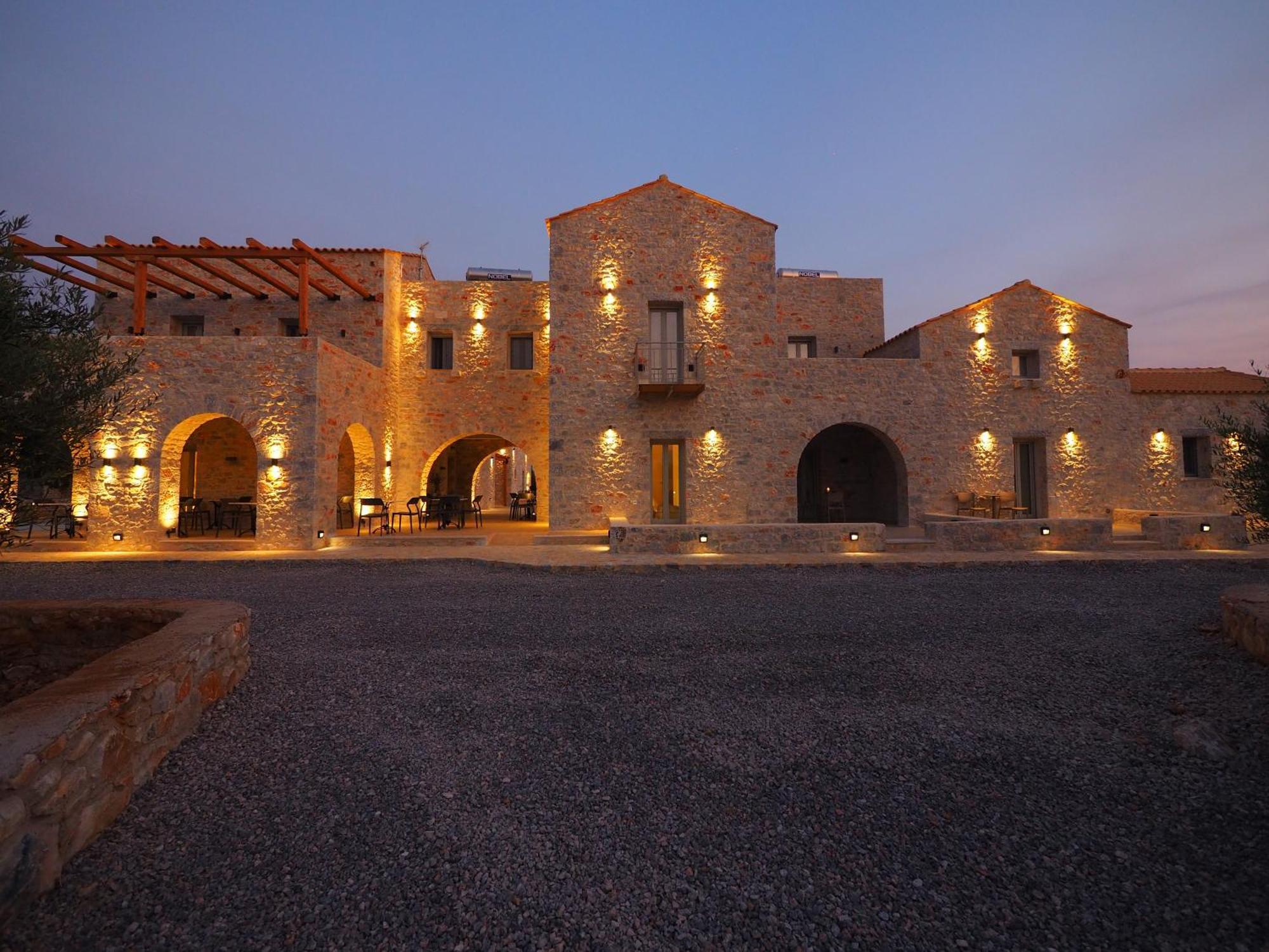 Terra Di Pietra Exclusive Suites & Apartments Areopoli Eksteriør billede