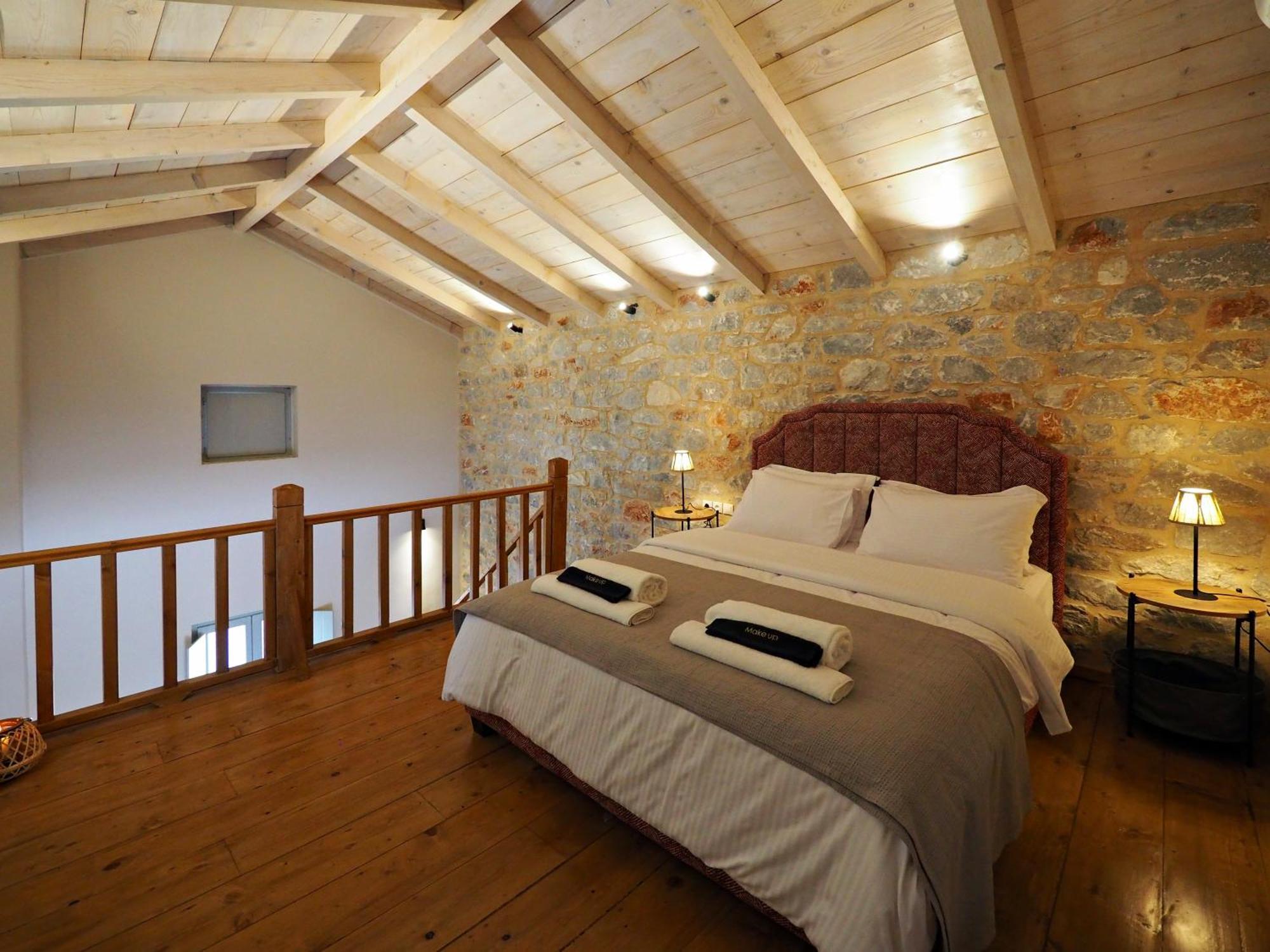 Terra Di Pietra Exclusive Suites & Apartments Areopoli Eksteriør billede